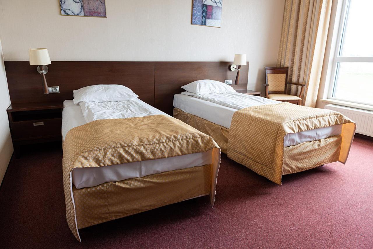 Hotel Police Police Mostowe 외부 사진